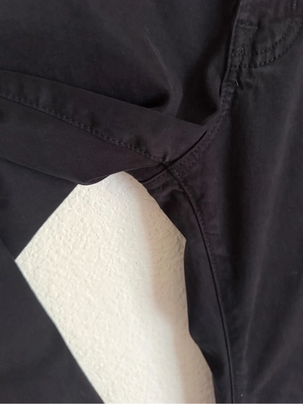 AG Men’s The Tellis Modern Slim Fit Black Jeans 33x34